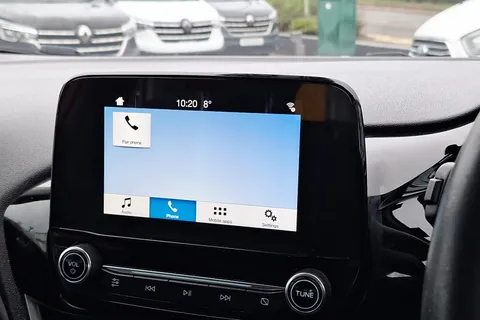 DP67SVT Ford Fiesta 1.0 EcoBoost Zetec 3dr Thumbnail #38