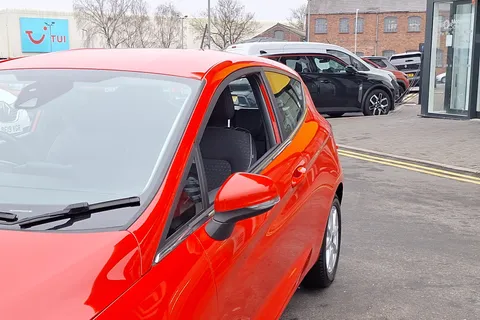DP67SVT Ford Fiesta 1.0 EcoBoost Zetec 3dr Thumbnail #29