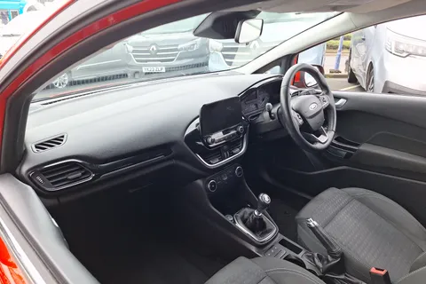 DP67SVT Ford Fiesta 1.0 EcoBoost Zetec 3dr Thumbnail #31