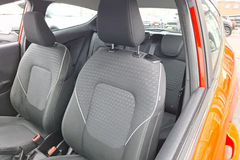 DP67SVT Ford Fiesta 1.0 EcoBoost Zetec 3dr Thumbnail #30