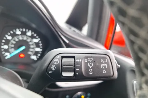 DP67SVT Ford Fiesta 1.0 EcoBoost Zetec 3dr Thumbnail #33