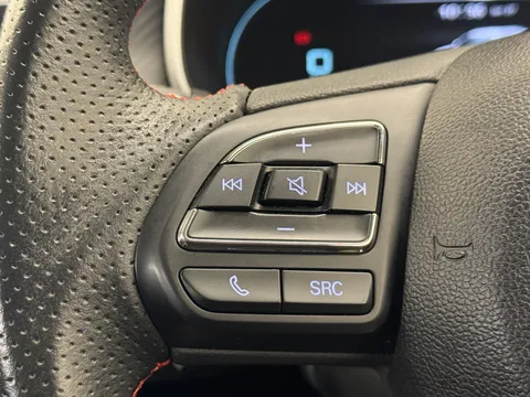 YE70YRN Mg Motor Uk Zs 1.0T GDi Exclusive 5dr DCT Thumbnail #21