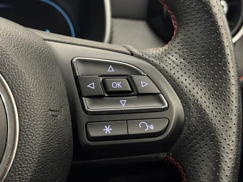 YE70YRN Mg Motor Uk Zs 1.0T GDi Exclusive 5dr DCT Thumbnail #22