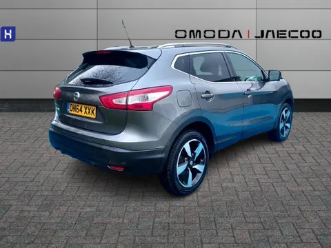 DN64XXK Nissan Qashqai 1.2 DiG-T N-Tec+ 5dr Thumbnail #6