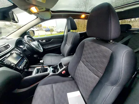 DN64XXK Nissan Qashqai 1.2 DiG-T N-Tec+ 5dr Thumbnail #12