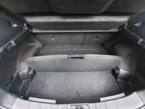 DN64XXK Nissan Qashqai 1.2 DiG-T N-Tec+ 5dr Thumbnail #17