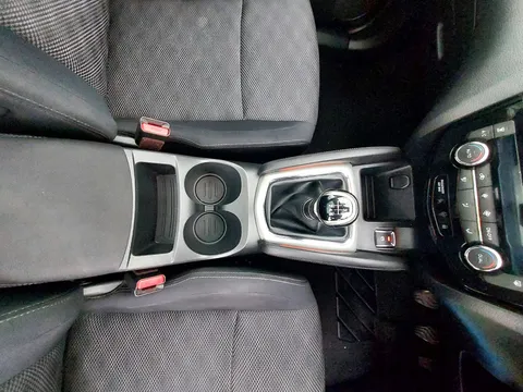 DN64XXK Nissan Qashqai 1.2 DiG-T N-Tec+ 5dr Thumbnail #26