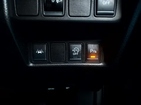 DN64XXK Nissan Qashqai 1.2 DiG-T N-Tec+ 5dr Thumbnail #27