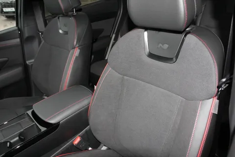 DN75KWH Hyundai Tucson 1.6T Plug-in Hybrid N Line S 5dr Auto Thumbnail #9