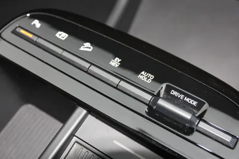 DN75KWH Hyundai Tucson 1.6T Plug-in Hybrid N Line S 5dr Auto Thumbnail #31