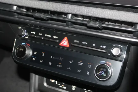 DN75KWH Hyundai Tucson 1.6T Plug-in Hybrid N Line S 5dr Auto Thumbnail #33