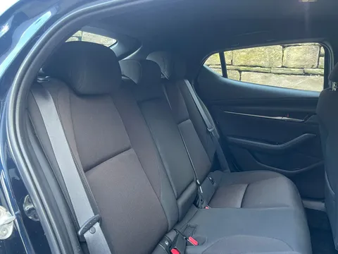 MJ71JHZ Mazda Mazda3 2.0 e-Skyactiv G MHEV SE-L 5dr Thumbnail #8