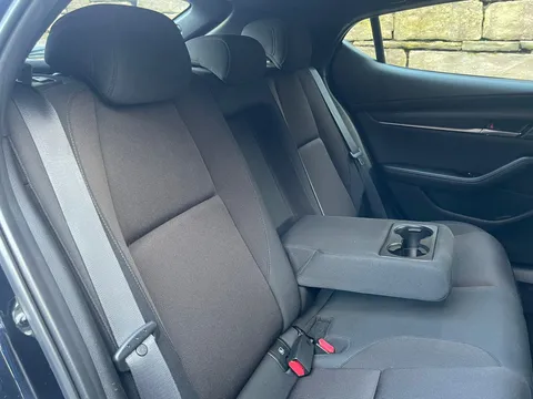 MJ71JHZ Mazda Mazda3 2.0 e-Skyactiv G MHEV SE-L 5dr Thumbnail #10