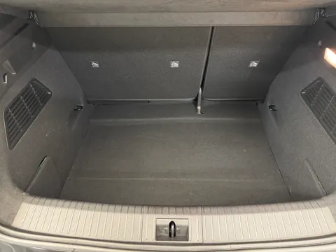 DS75LYC Renault Megane E-Tech EV60 160kW Techno Esprit Alpine 60kWh 5dr Auto Thumbnail #9