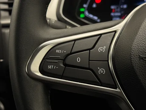 SH72HPL Renault Captur 1.0 TCE 90 Techno 5dr Thumbnail #19