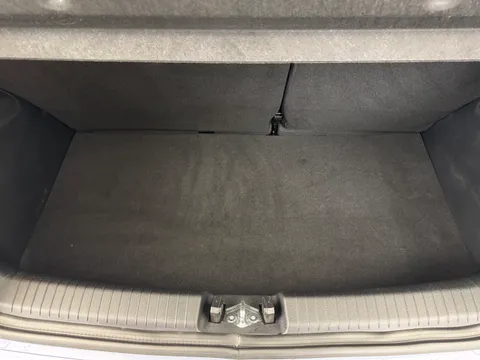 DU24AUK Hyundai i10 1.2 Premium 5dr Auto [Nav] Thumbnail #10