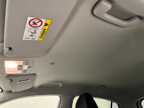 DU24AUK Hyundai i10 1.2 Premium 5dr Auto [Nav] Thumbnail #14