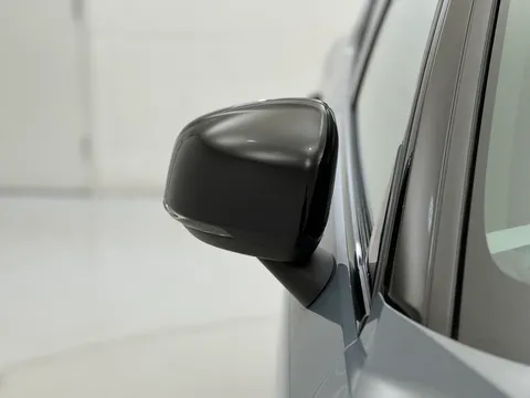 DN71HWH Volvo XC40 1.5 T3 [163] R DESIGN 5dr Thumbnail #27