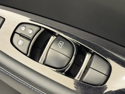 NL71ZKW Nissan LEAF 160kW e+ Tekna 62kWh 5dr Auto Thumbnail #22