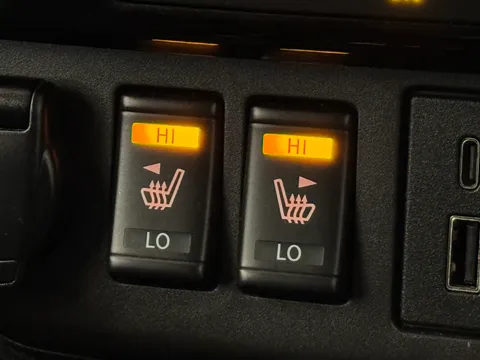 NL71ZKW Nissan LEAF 160kW e+ Tekna 62kWh 5dr Auto Thumbnail #29