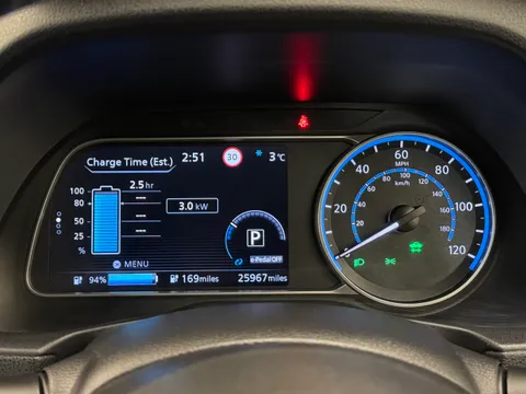 NL71ZKW Nissan LEAF 160kW e+ Tekna 62kWh 5dr Auto Thumbnail #31