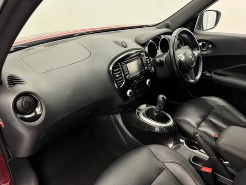 13 of 34 for Nissan Juke 1.5 dCi Tekna 5dr