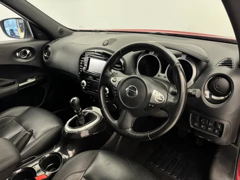 20 of 34 for Nissan Juke 1.5 dCi Tekna 5dr