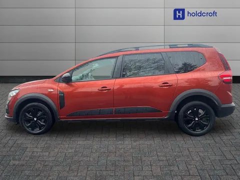 7 of 33 for Dacia Jogger 1.0 TCe Extreme SE 5dr