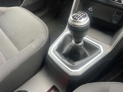 12 of 33 for Dacia Jogger 1.0 TCe Extreme SE 5dr