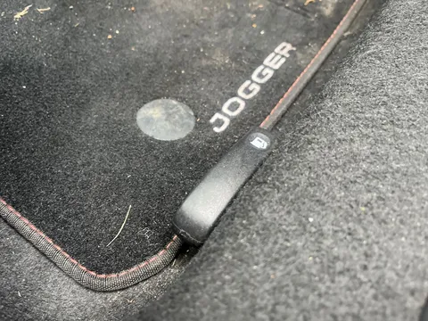 19 of 33 for Dacia Jogger 1.0 TCe Extreme SE 5dr