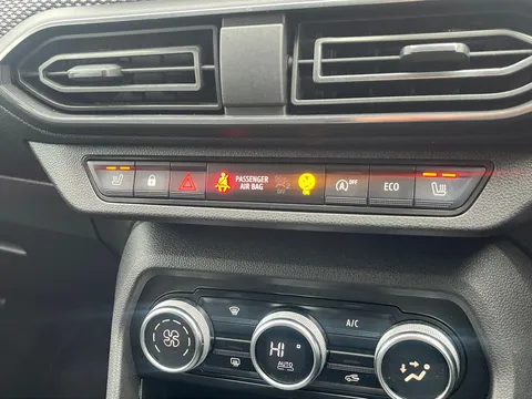 22 of 33 for Dacia Jogger 1.0 TCe Extreme SE 5dr