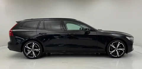 RF74AZW Volvo V60 2.0 B4P Ultra Dark 5dr Auto Thumbnail #6