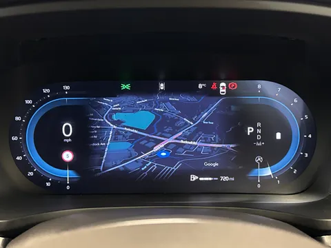 RF74AZW Volvo V60 2.0 B4P Ultra Dark 5dr Auto Thumbnail #29