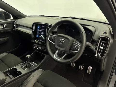 YY71LFL Volvo XC40 1.5 T3 [163] R DESIGN 5dr Thumbnail #14