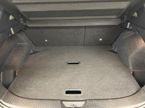 BT72NZF Nissan Qashqai 1.3 DiG-T MH 158 N-Connecta 5dr Thumbnail #11