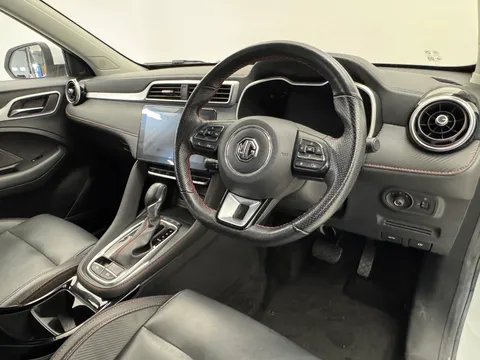 DY23HWW Mg Motor Uk Zs 1.0T GDi Exclusive 5dr DCT Thumbnail #11