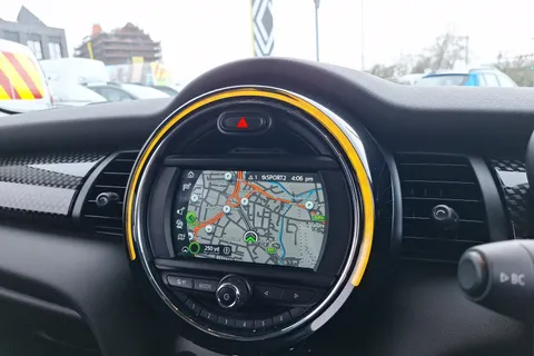 MH68JZK Mini Hatchback 2.0 Cooper S Classic II 5dr Thumbnail #35