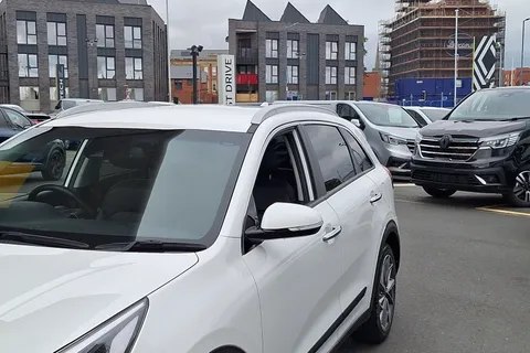 PY21OTG Kia Niro 1.6 GDi Hybrid 3 5dr DCT Thumbnail #26