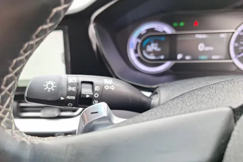 PY21OTG Kia Niro 1.6 GDi Hybrid 3 5dr DCT Thumbnail #35