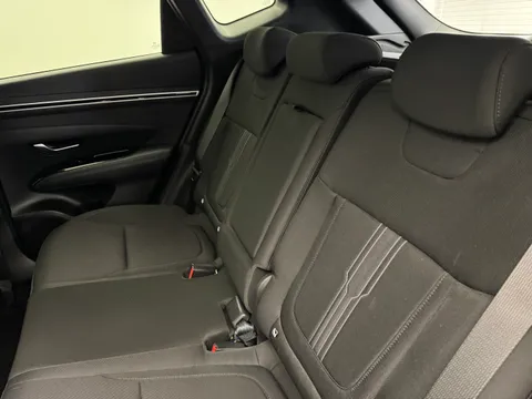 BF72GGA Hyundai Tucson 1.6 TGDi Hybrid 230 SE Connect 5dr 2WD Auto Thumbnail #11