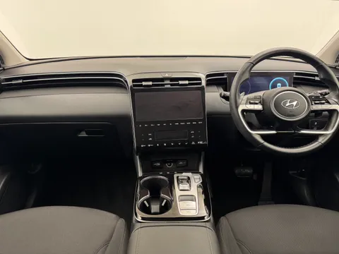 BF72GGA Hyundai Tucson 1.6 TGDi Hybrid 230 SE Connect 5dr 2WD Auto Thumbnail #2