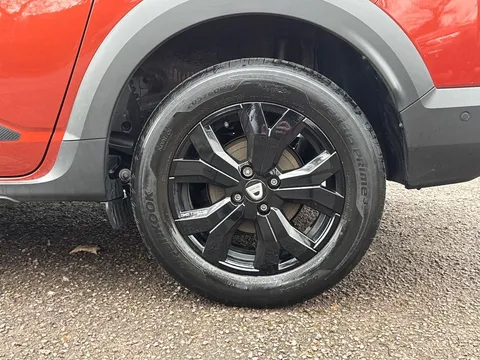 BD72YZR Dacia Jogger 1.0 TCe Extreme SE 5dr Thumbnail #34