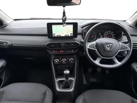 BD72YZR Dacia Jogger 1.0 TCe Extreme SE 5dr Thumbnail #16