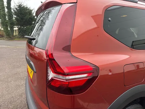 BD72YZR Dacia Jogger 1.0 TCe Extreme SE 5dr Thumbnail #27