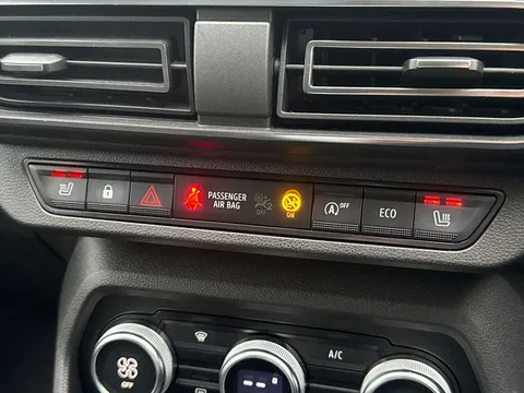 BD72YZR Dacia Jogger 1.0 TCe Extreme SE 5dr Thumbnail #9