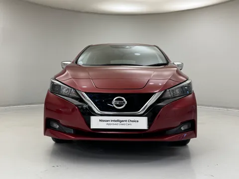 DG22LYY Nissan LEAF 110kW N-Connecta 40kWh 5dr Auto Thumbnail #4