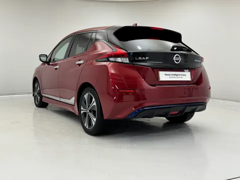 DG22LYY Nissan LEAF 110kW N-Connecta 40kWh 5dr Auto Thumbnail #7