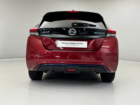 DG22LYY Nissan LEAF 110kW N-Connecta 40kWh 5dr Auto Thumbnail #8