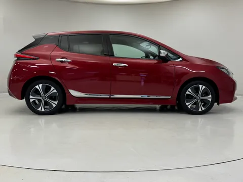 DG22LYY Nissan LEAF 110kW N-Connecta 40kWh 5dr Auto Thumbnail #10