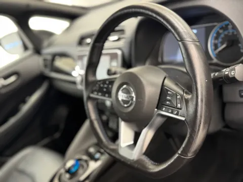 DG22LYY Nissan LEAF 110kW N-Connecta 40kWh 5dr Auto Thumbnail #24